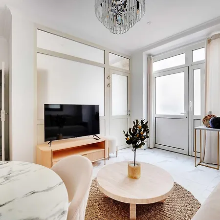 Daire Cosy And Chic 1br - 4p- Eiffel Tower - Trocadero